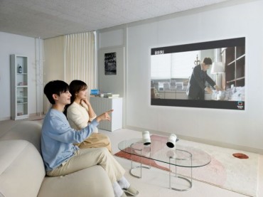 Samsung’s New Freestyle+ Brings AI to Portable Projection