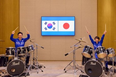 A Surprise Jam Session: Seoul and Tokyo Leaders Use Music to Signal Warmer Ties