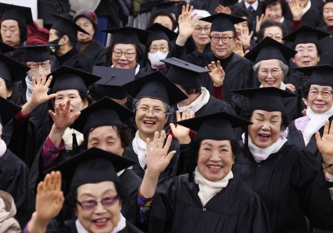 South Korea Enters Deeper Super-Aged Era as Seniors Surpass One-Fifth of Population