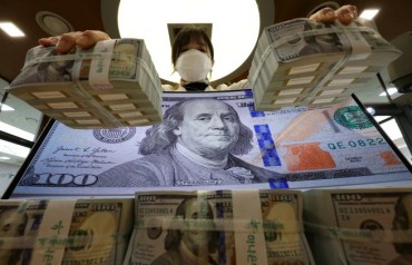 Strong Dollar and FX Turbulence Weigh on Outlook for South Korea’s Manufacturers