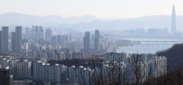 Foreign Home Purchases in Seoul Plunge After Permit Rule Takes Effect