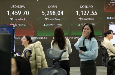 Older Investors Stay Home as Youth Look Abroad for Returns