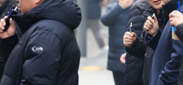 Seoul to Fine E-Cigarette Use in No-Smoking Zones Under New Law